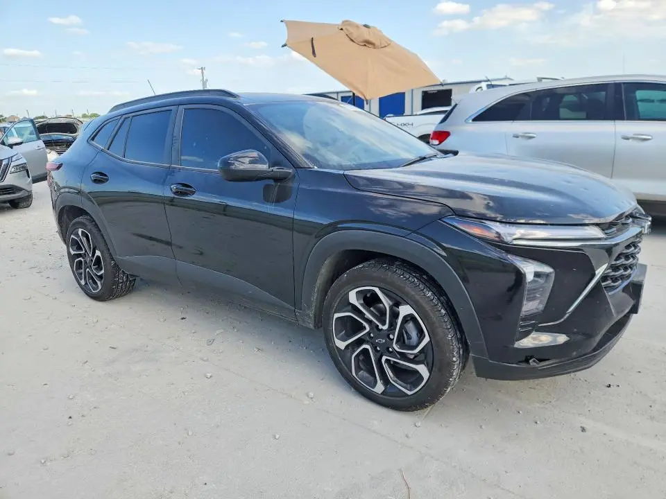 2025 CHEVROLET TRAX 2RS  