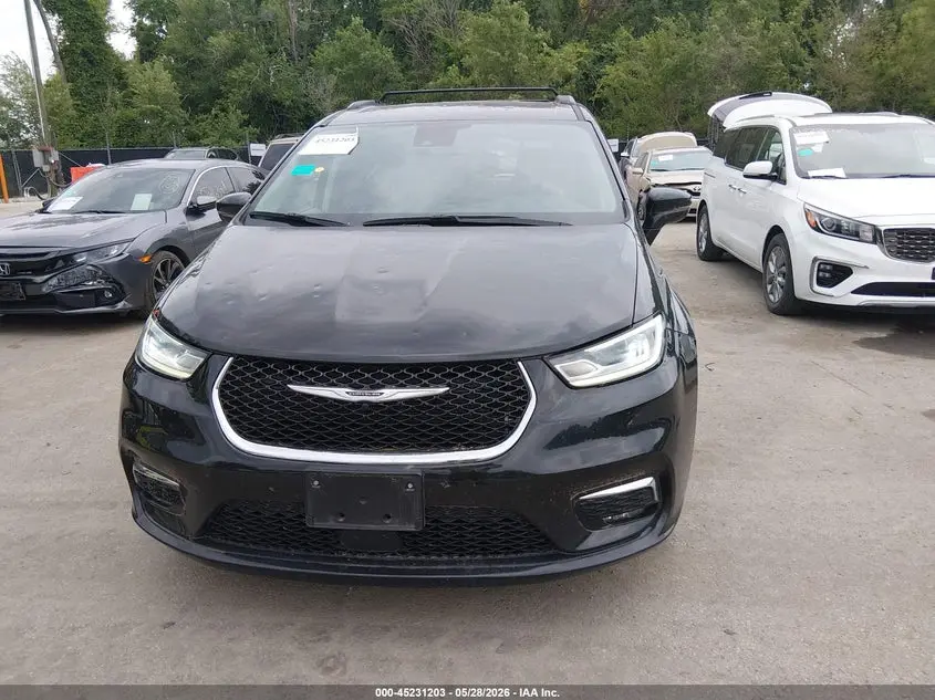 2022 CHRYSLER PACIFICA TOURING L