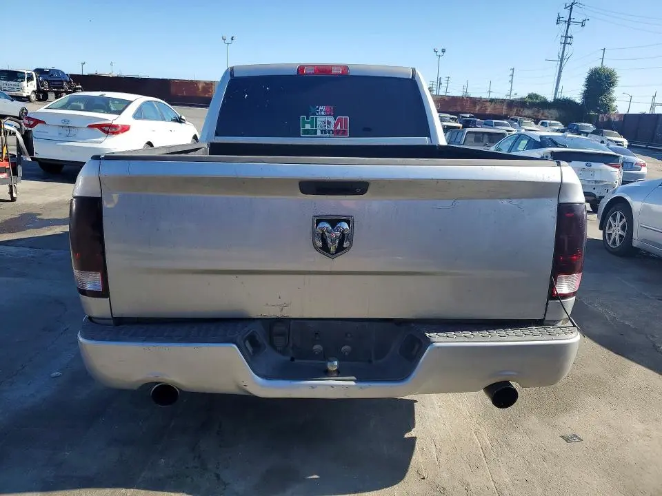 2013 RAM 1500 ST  