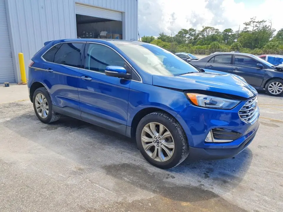 2022 FORD EDGE TITANIUM  