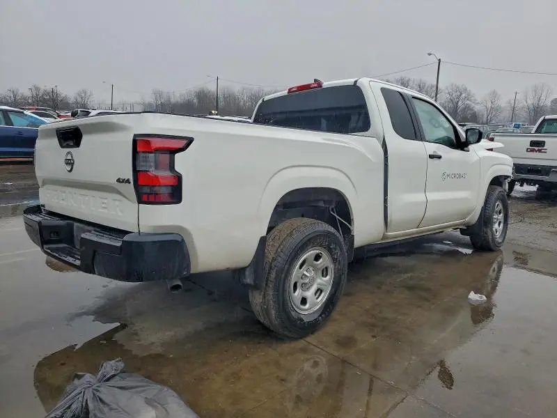 2024 NISSAN FRONTIER S  