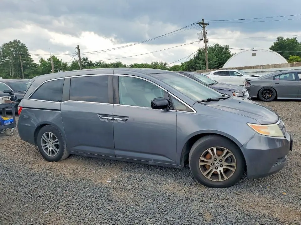 2011 HONDA ODYSSEY EXL  