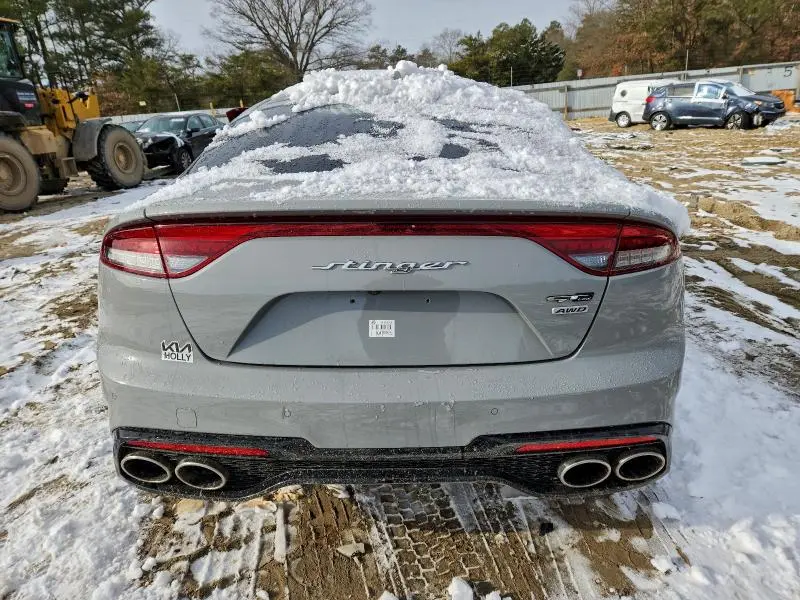 2022 KIA STINGER GT LINE  