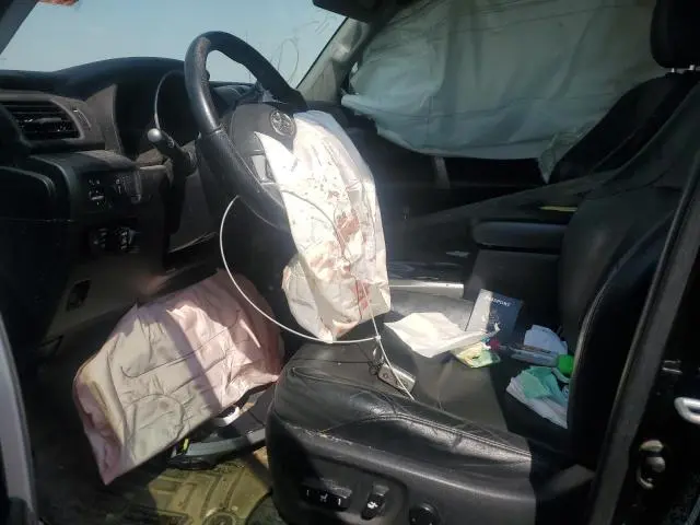 2013 TOYOTA 4RUNNER SR5  