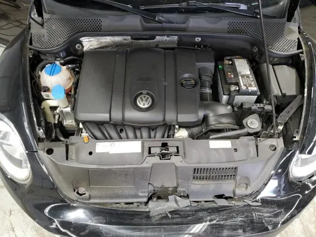 2012 VOLKSWAGEN BEETLE   