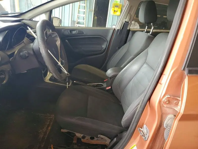 2017 FORD FIESTA SE  