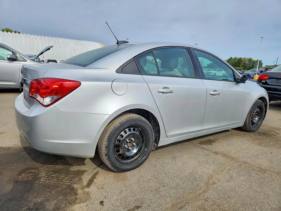 2015 CHEVROLET CRUZE LS  
