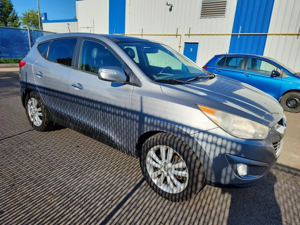 2011 HYUNDAI TUCSON GLS  
