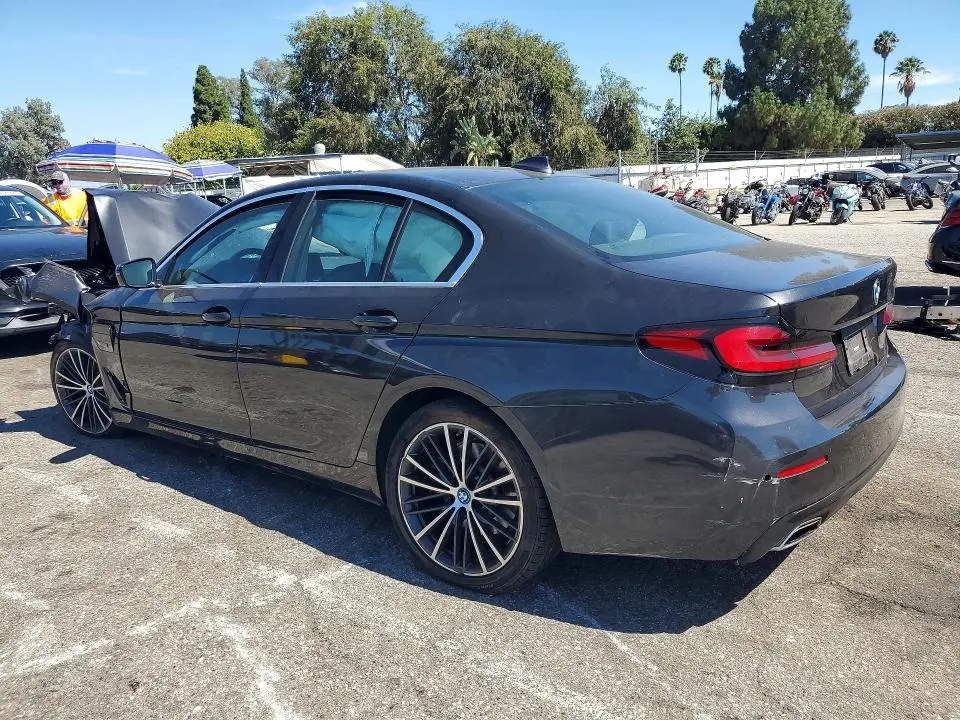 2022 BMW 530E   
