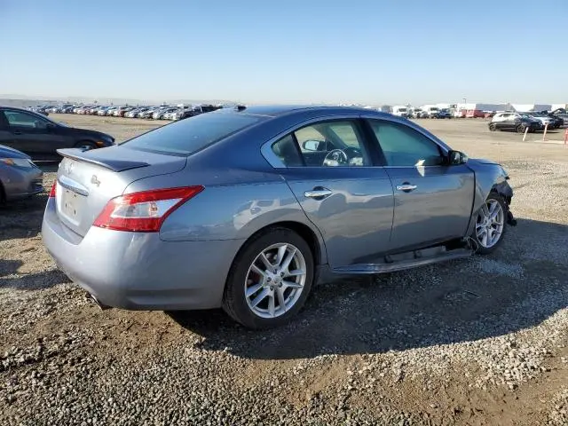 2011 NISSAN MAXIMA S  