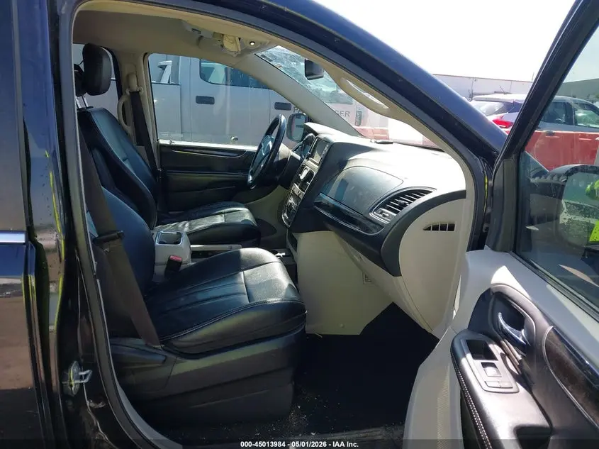 2014 CHRYSLER TOWN & COUNTRY TOURING