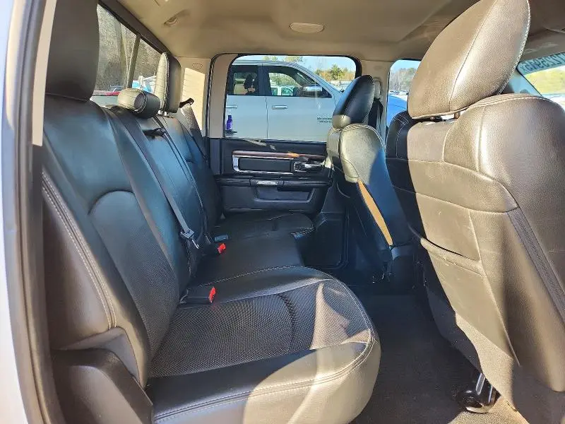 2014 RAM 1500 LARAMIE  