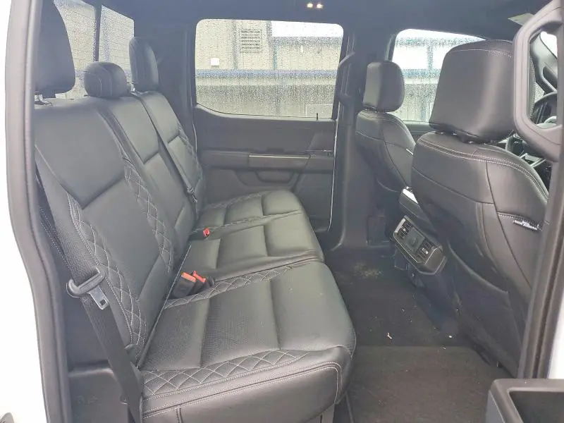 2024 FORD F150 XLT  