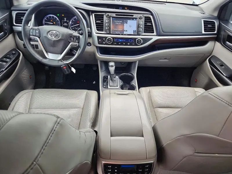 2016 TOYOTA HIGHLANDER LIMITED PLATINUM  