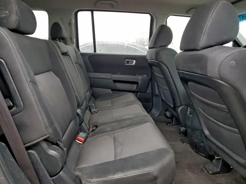 2011 HONDA PILOT EX  