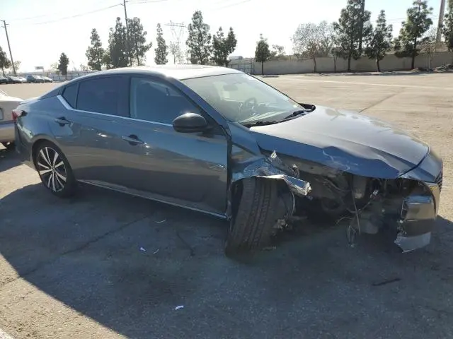 2019 NISSAN ALTIMA SR  