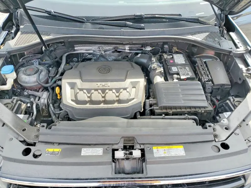 2022 VOLKSWAGEN TIGUAN SE R-LINE BLACK  
