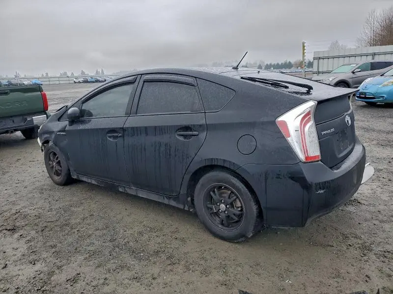2015 TOYOTA PRIUS   