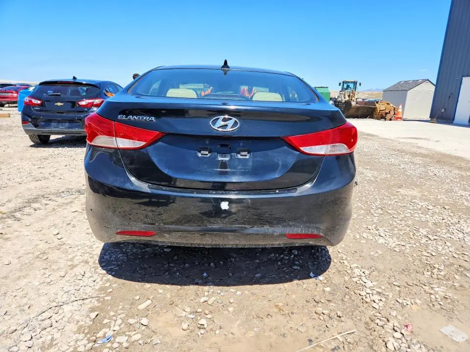 2012 HYUNDAI ELANTRA GLS  