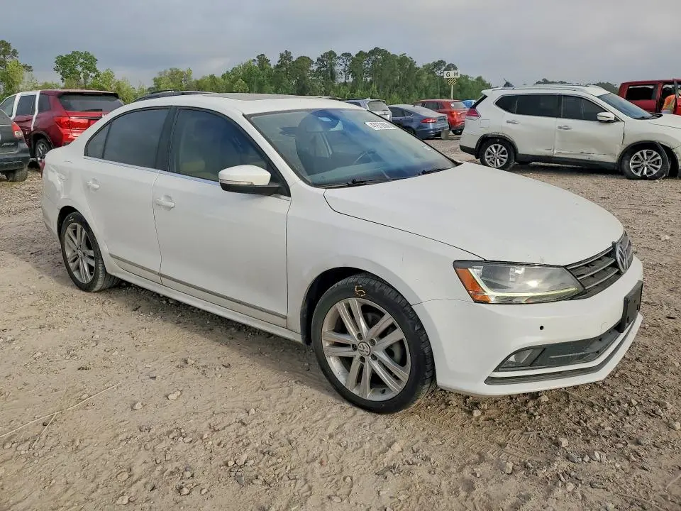 2017 VOLKSWAGEN JETTA SEL  