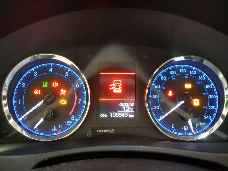 2019 TOYOTA COROLLA L  