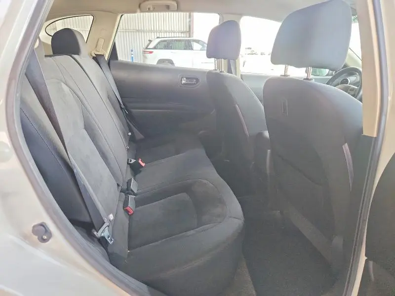 2010 NISSAN ROGUE SL  