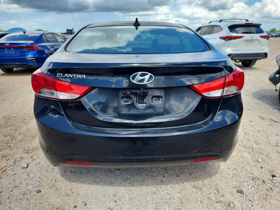 2011 HYUNDAI ELANTRA GLS  