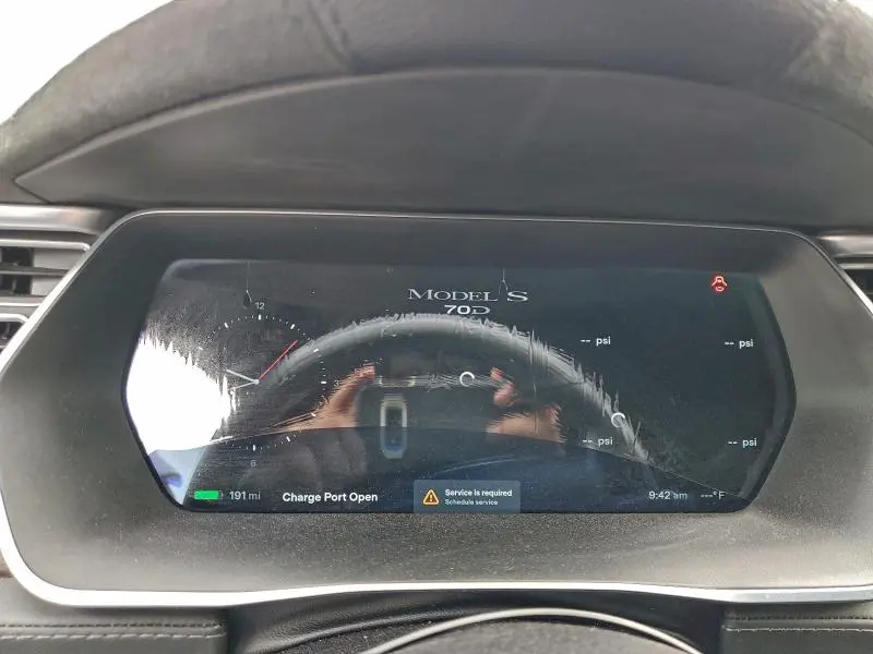 2015 TESLA MODEL S 70D  