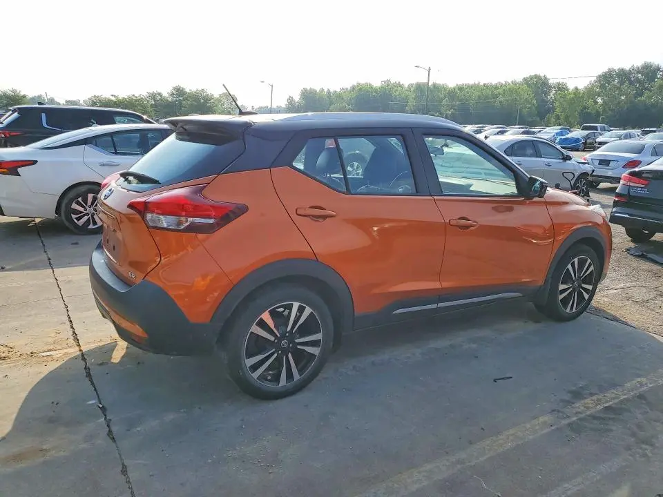 2019 NISSAN KICKS SR  