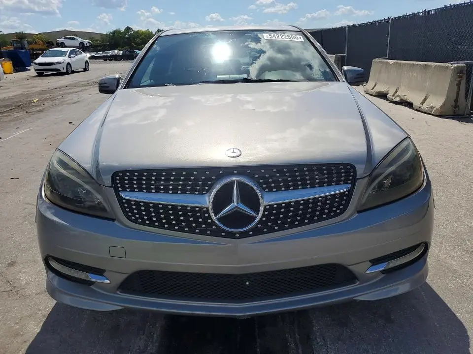 2011 MERCEDES-BENZ C 300  