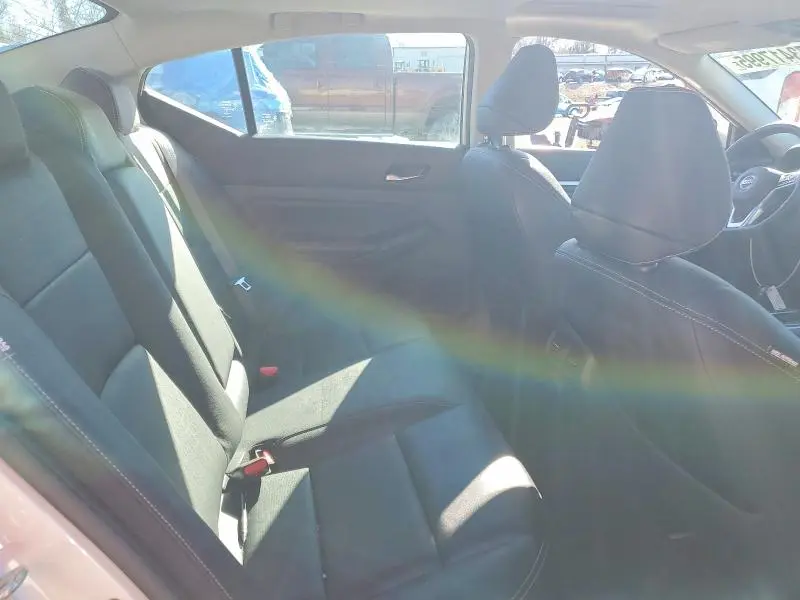 2021 NISSAN ALTIMA SL  