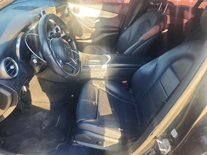 2020 MERCEDES-BENZ GLC 300  