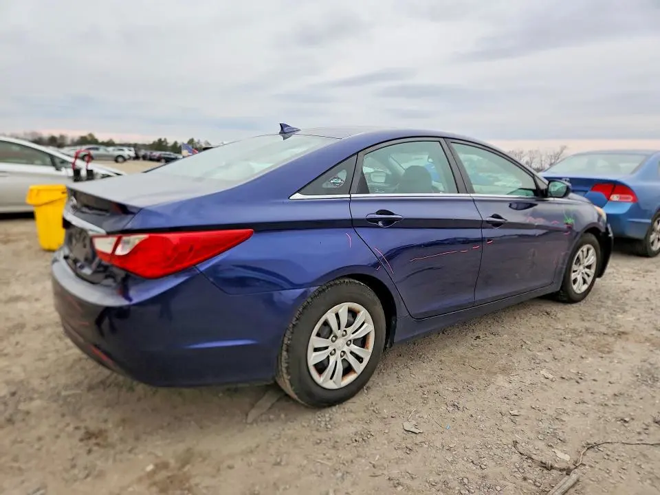 2012 HYUNDAI SONATA GLS  