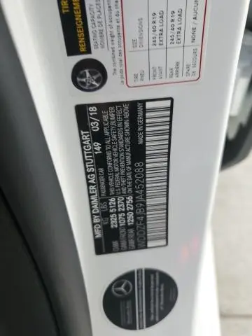 2018 MERCEDES-BENZ E 300  