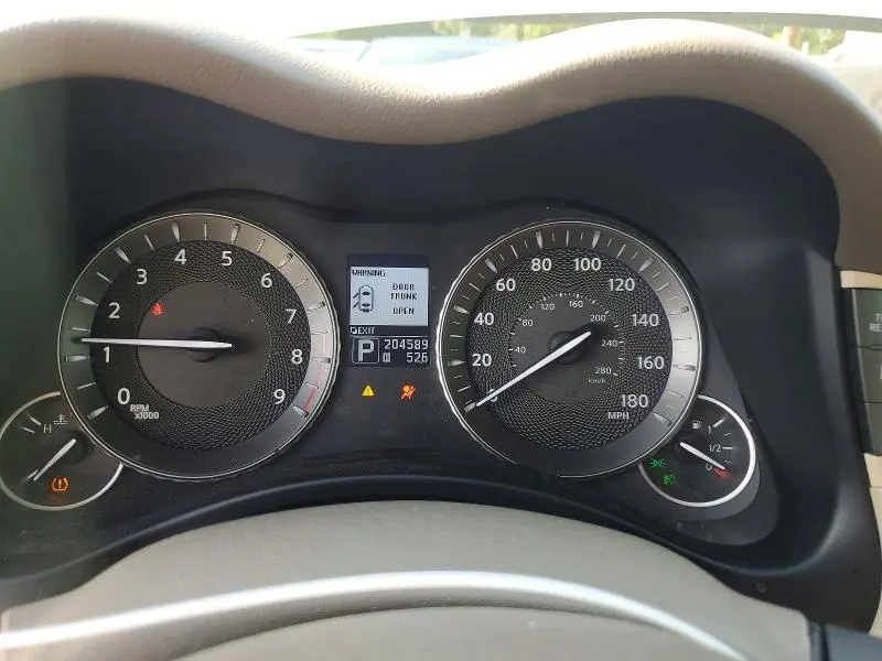 2011 INFINITI M37 BASE  