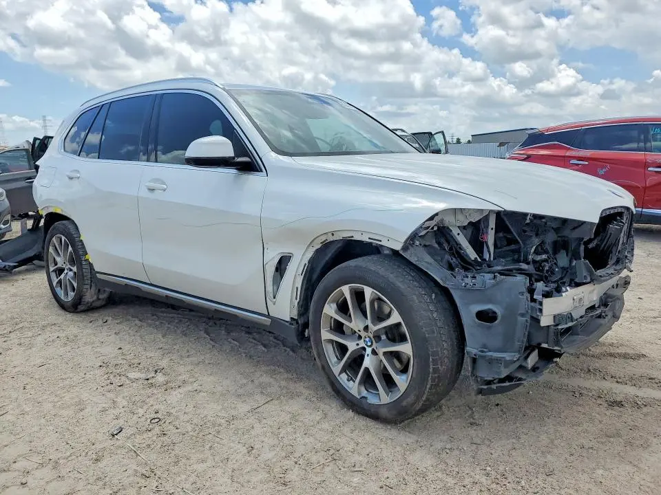 2024 BMW X5 SDRIVE 40I  