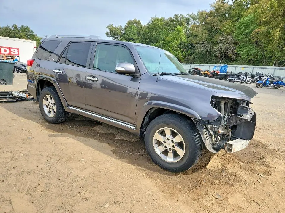 2011 TOYOTA 4RUNNER SR5  