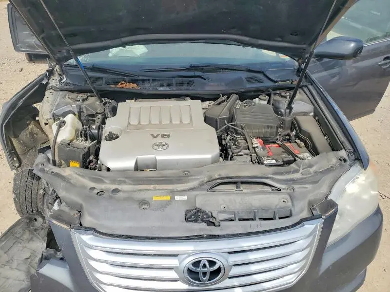 2010 TOYOTA AVALON XLS  