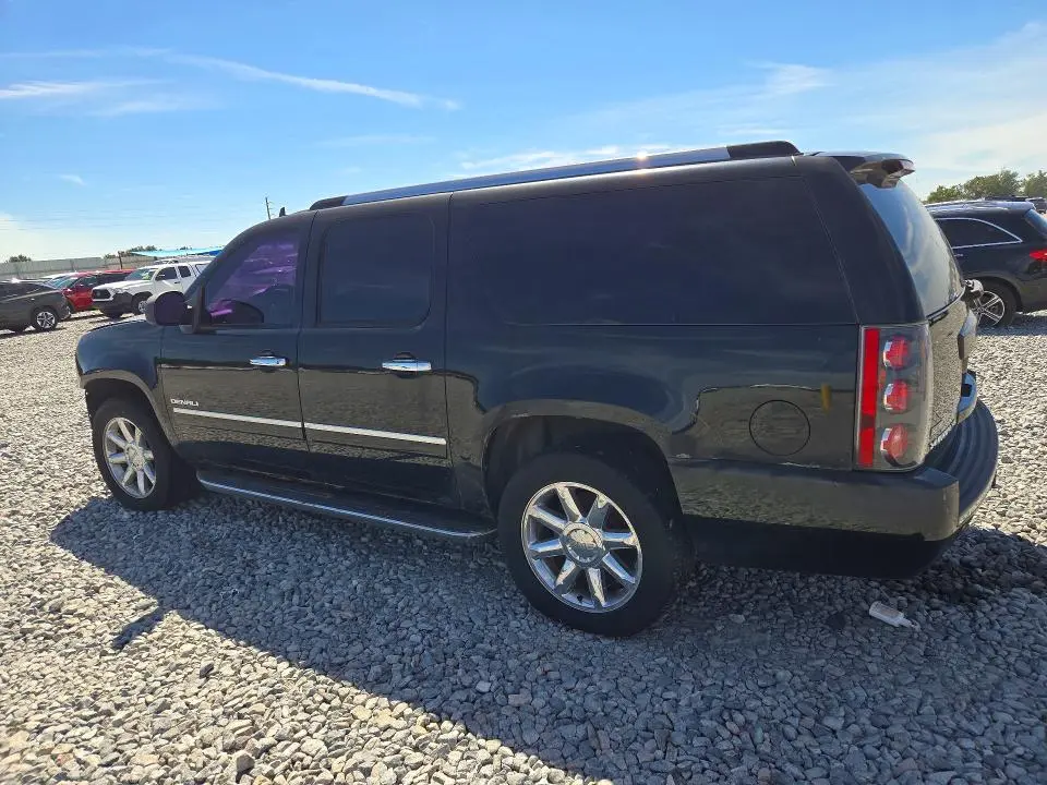 2010 GMC YUKON XL DENALI  