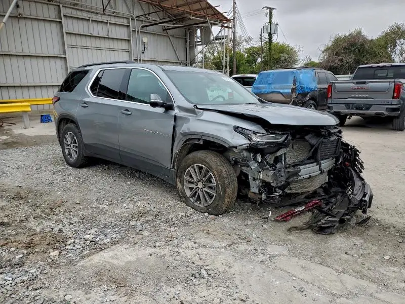 2023 CHEVROLET TRAVERSE LT  