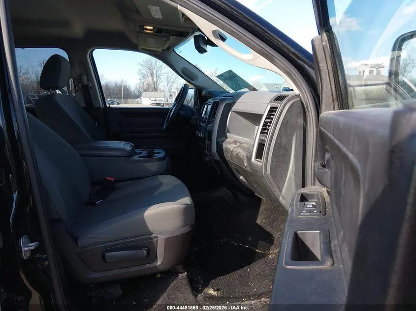 2015 RAM 1500 EXPRESS