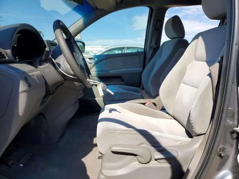 2010 HONDA ODYSSEY LX  