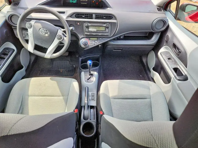 2013 TOYOTA PRIUS C ONE  