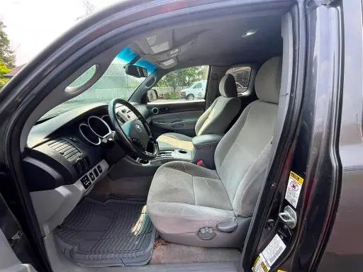 2010 TOYOTA TACOMA BASE  