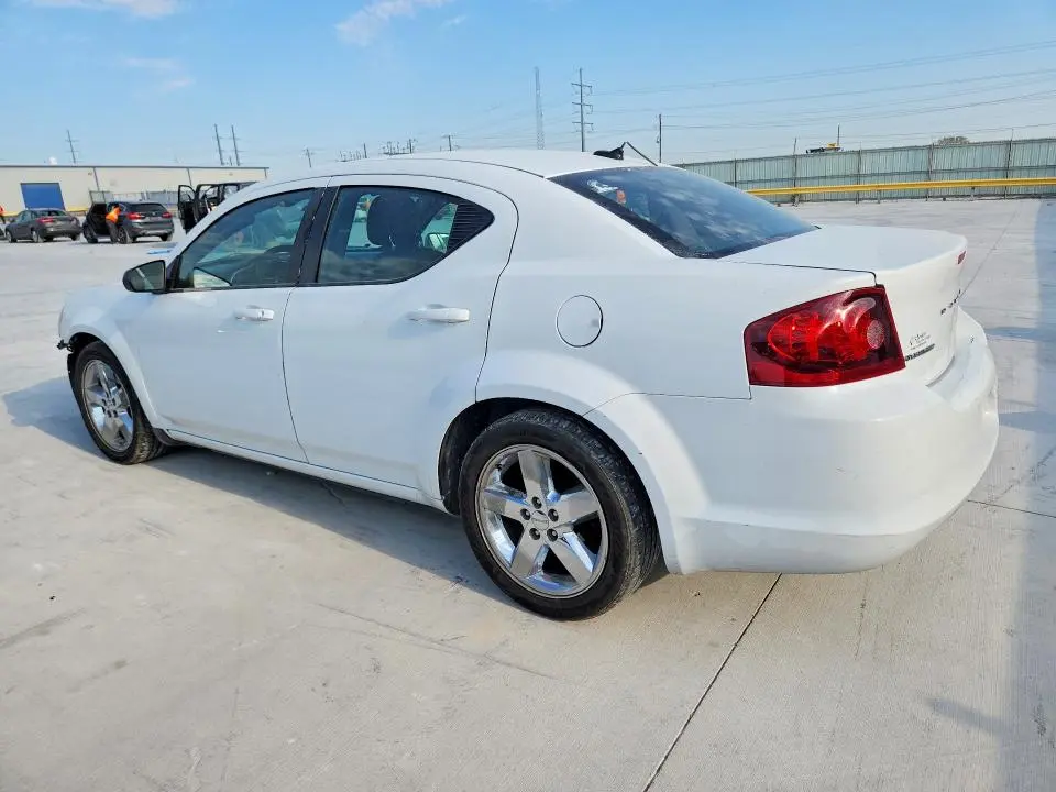 2012 DODGE AVENGER SE  