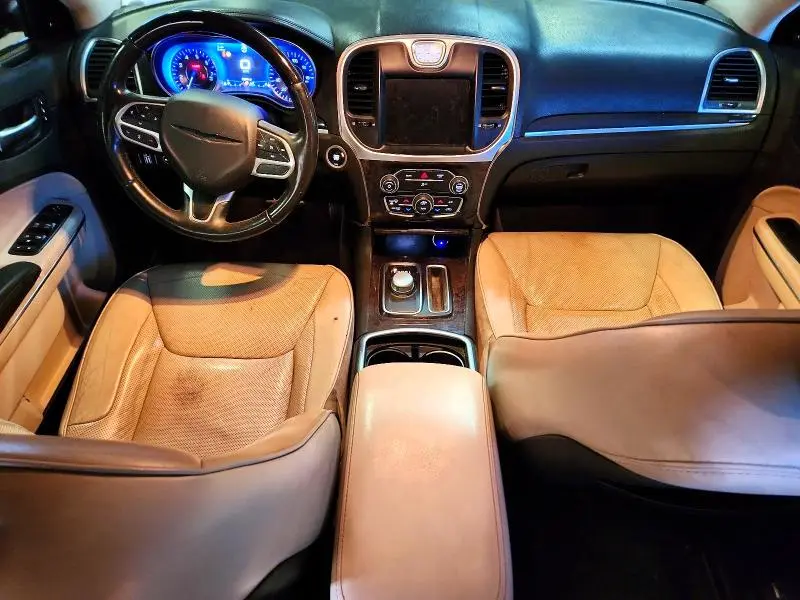 2018 CHRYSLER 300 LIMITED  
