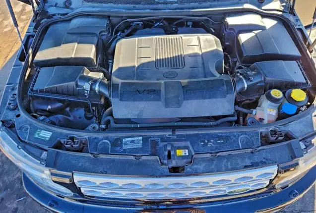 2013 LAND ROVER LR4 HSE LUXURY  