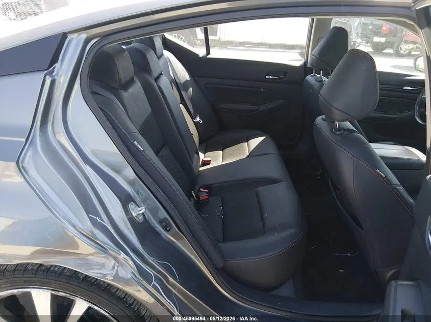 2020 NISSAN ALTIMA SR FWD