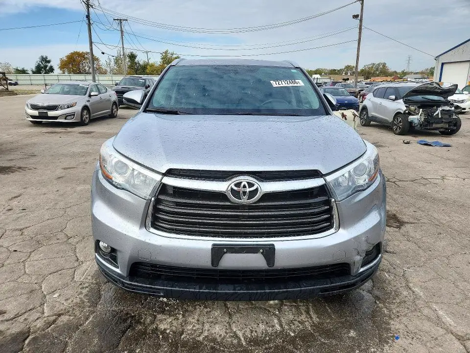 2015 TOYOTA HIGHLANDER XLE  
