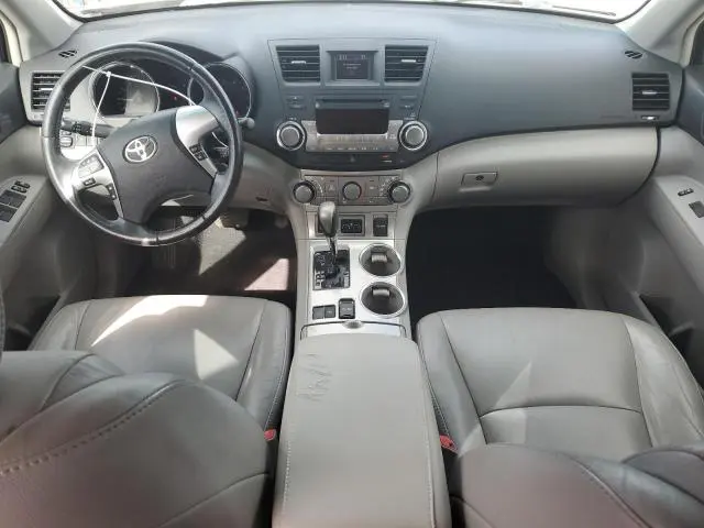 2011 TOYOTA HIGHLANDER BASE  